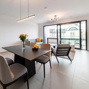 https://halternative-residence-renaissance.luxembourghotelsguide.com